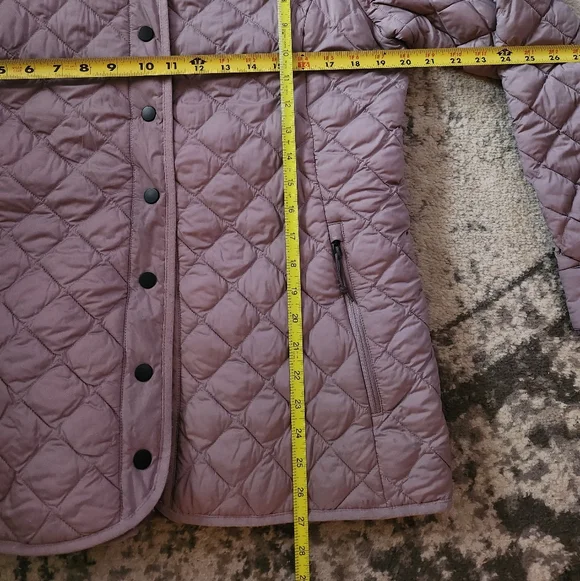 North Face Quilted Coat - Picture 4 of 11